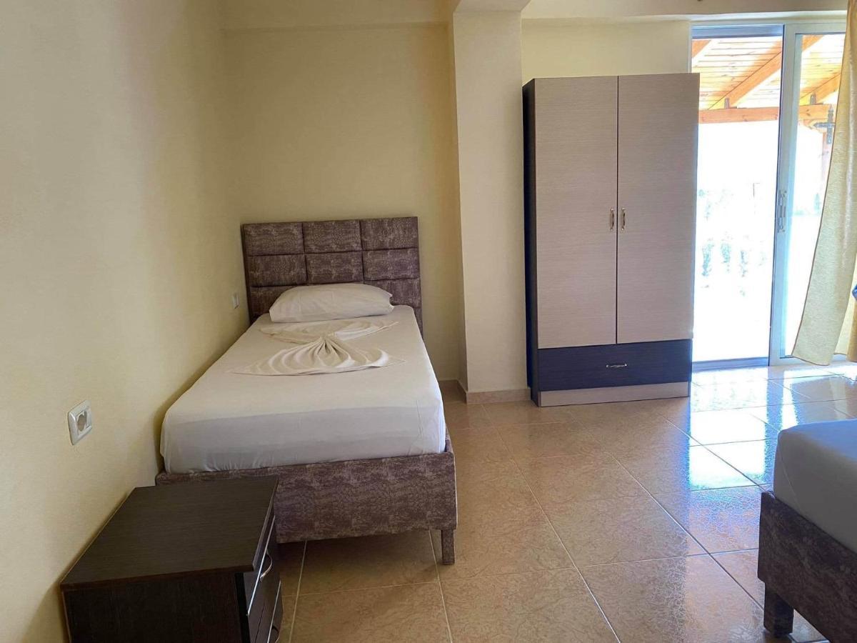 Villa Roku Ksamil Exteriör bild