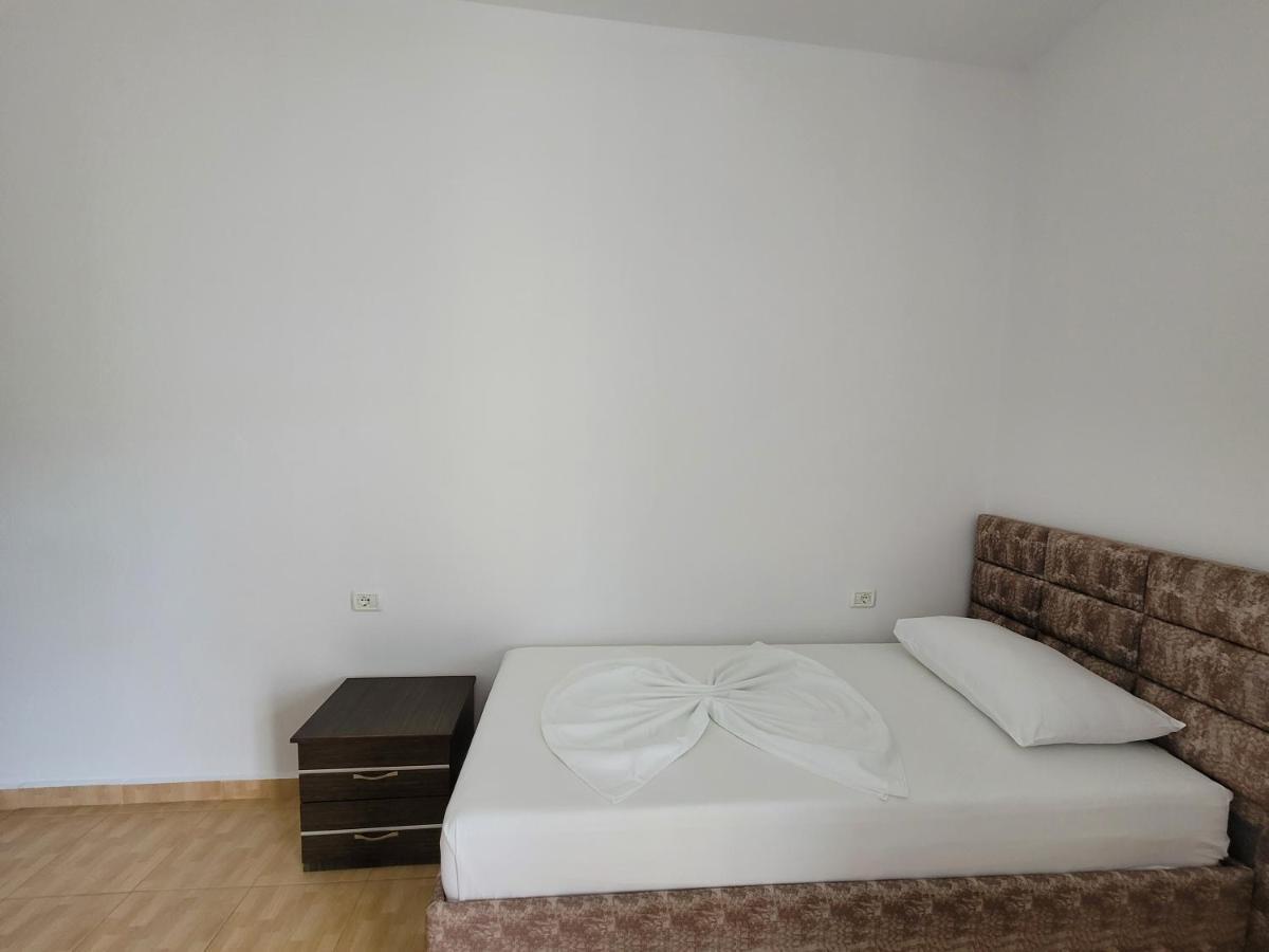 Villa Roku Ksamil Exteriör bild