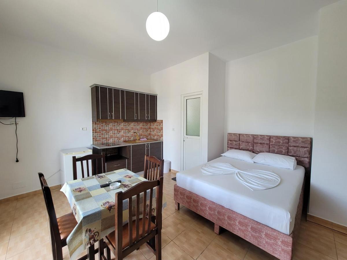Villa Roku Ksamil Exteriör bild