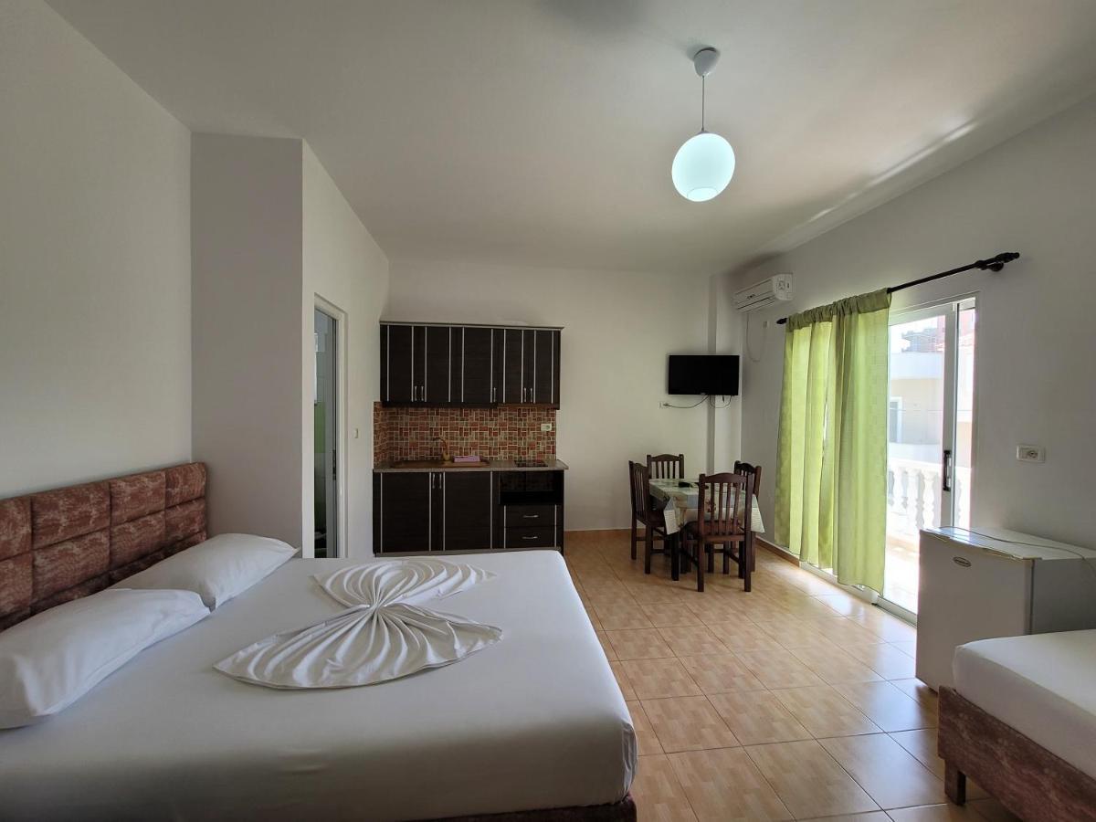 Villa Roku Ksamil Exteriör bild