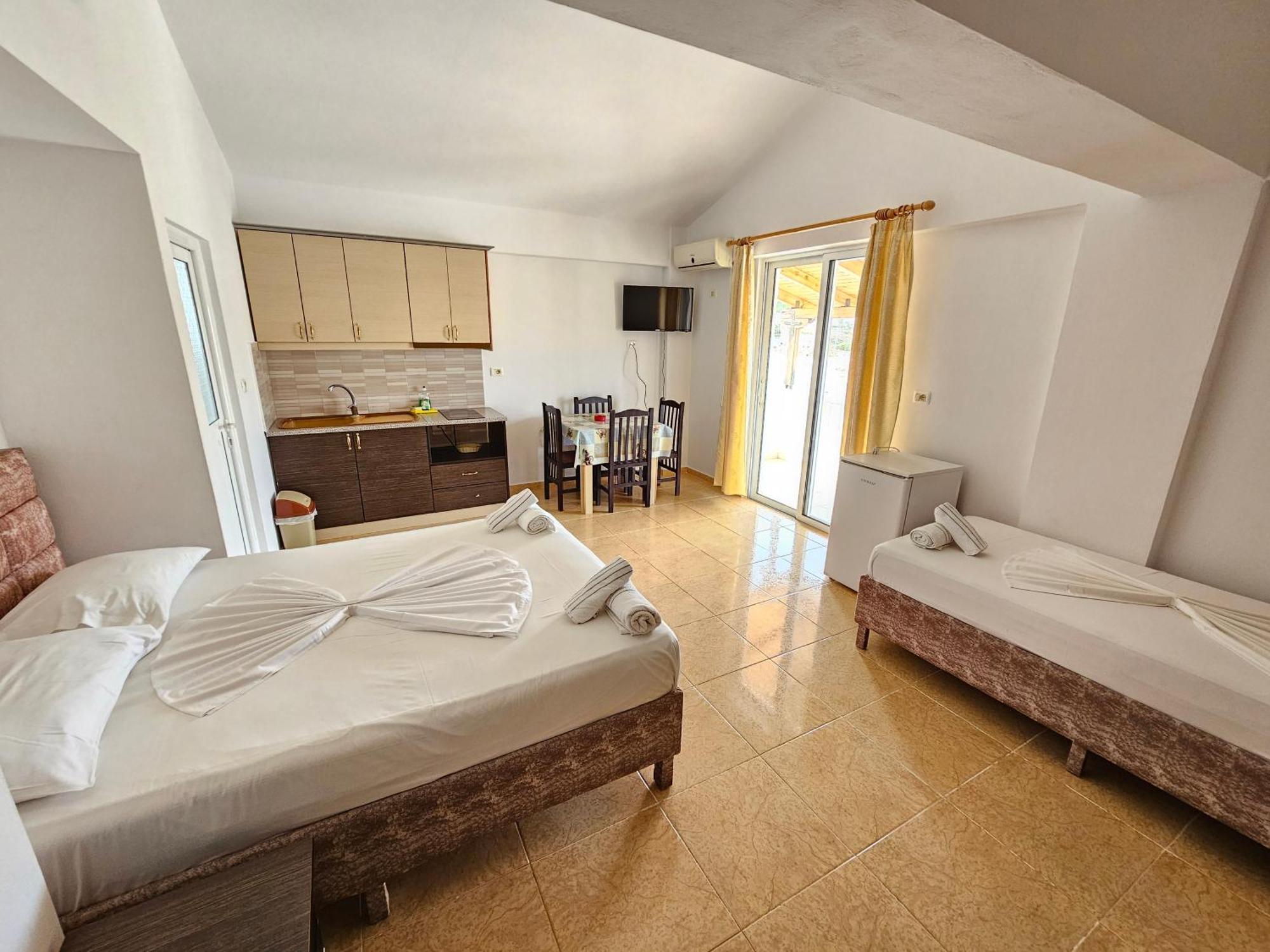 Villa Roku Ksamil Exteriör bild